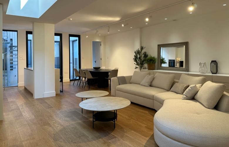 96F8511C-DA5D-4506-B74C-7D8CDB6E432C_1_105_c