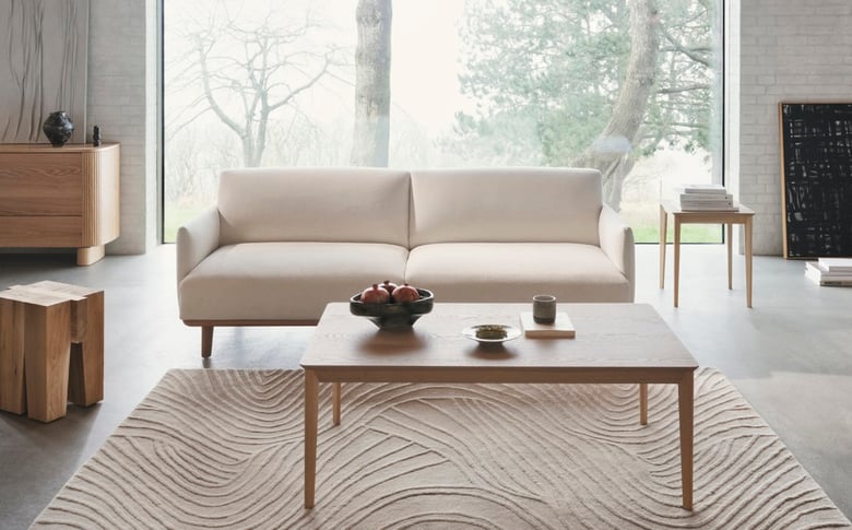 AW25 set 9 00915 UPS