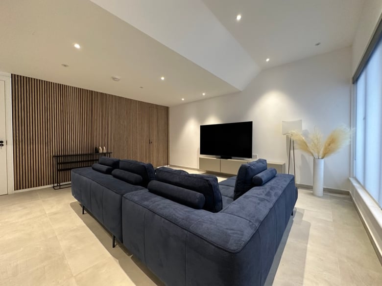 B2BCABD0-EB4E-495A-9EC0-D84C9EAAE70D_1_105_c