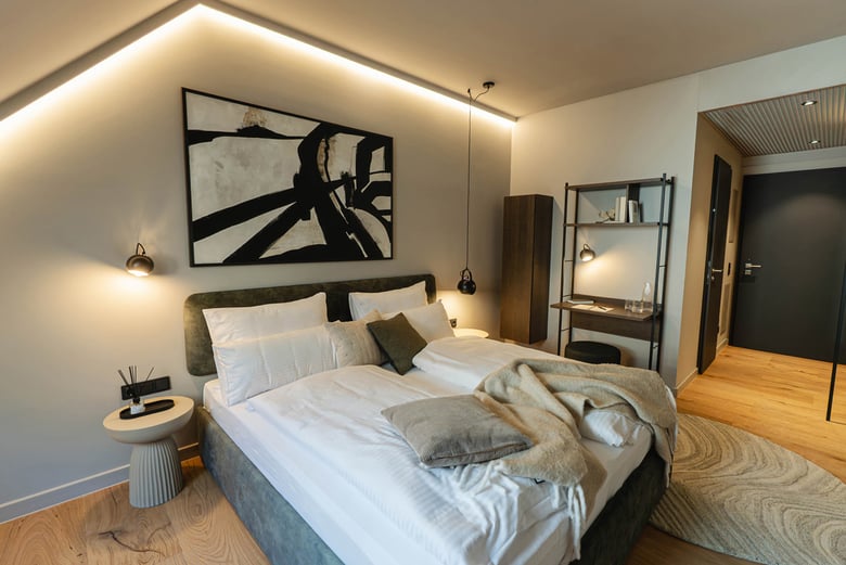 DSC09137-Enhanced-NR